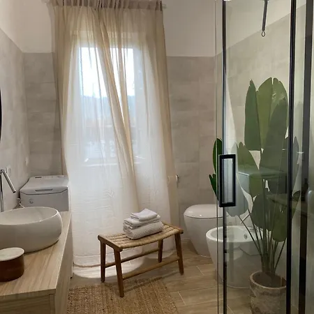 Casadicampo アパート スカウリ